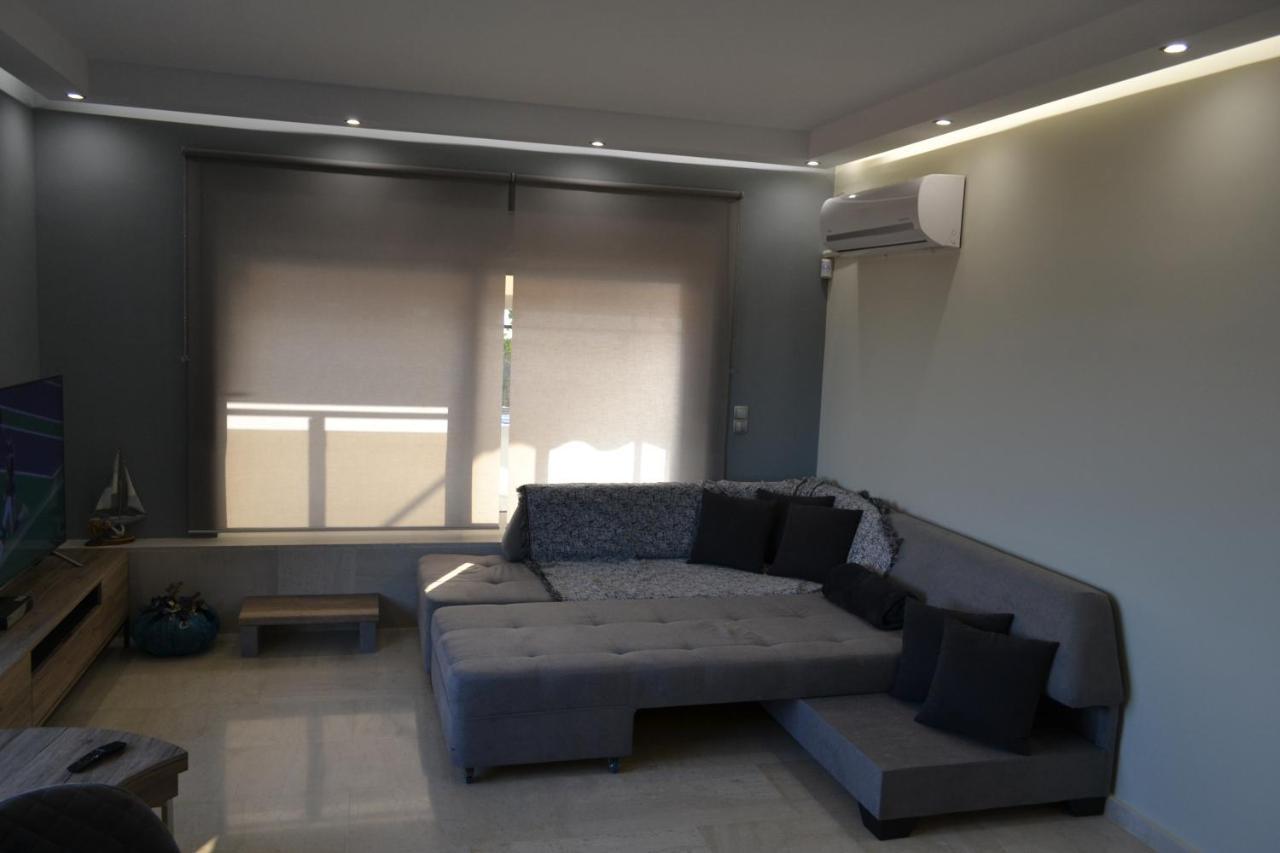 Stergiou Luxury With Shared Pool